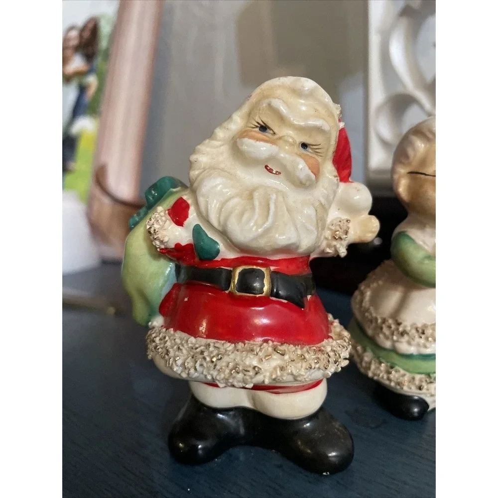 Lefton Mr & Mrs Claus Salt & Pepper Shakers‎ Stamped Geo Z Lefton 1957 Signed